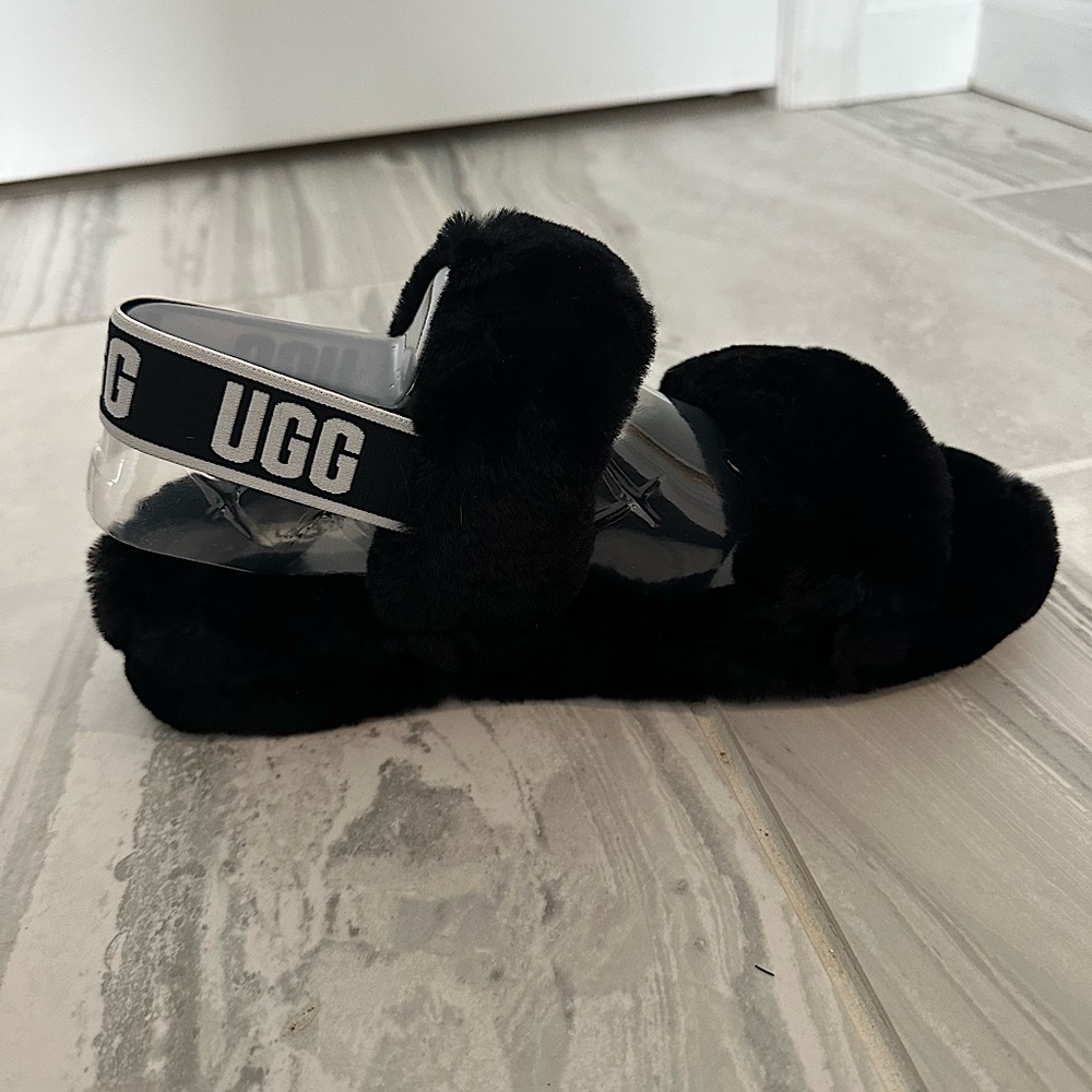 NWT Ugg Oh Yeah Slide Size 8